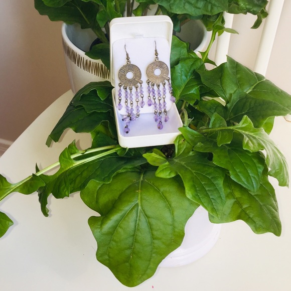 🤑FREE w/ purchase! Lavender Chandelier Earrings - Picture 2 of 5